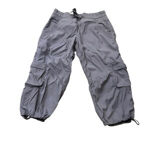 EUC Lululemon Dance Studio Crop Pant sz 6 Rare find gray Stripes comfy